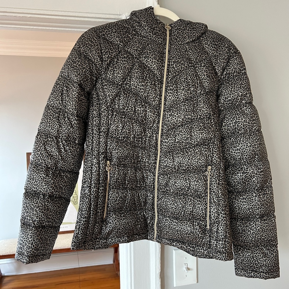 Michael Kors Black & Gold Leopard Print Packable Winter Puffer Jacket | Size M